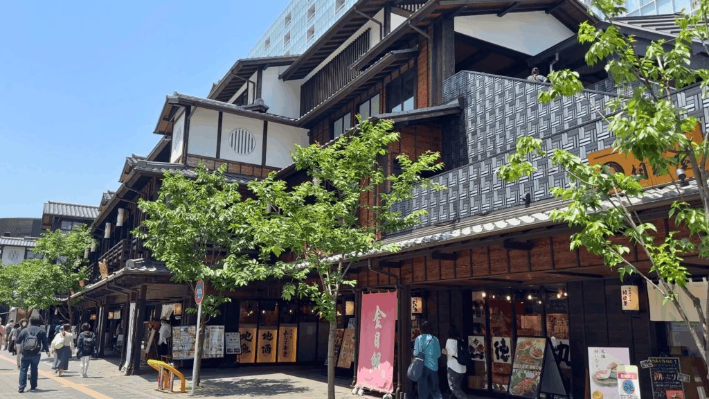 ミナカ小田原の外観
