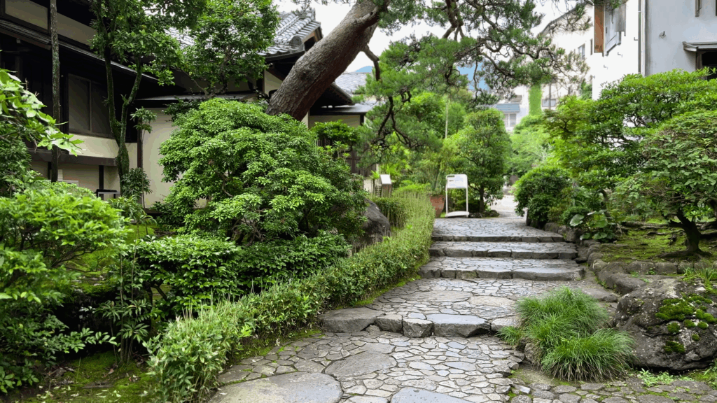 起雲閣に入った所