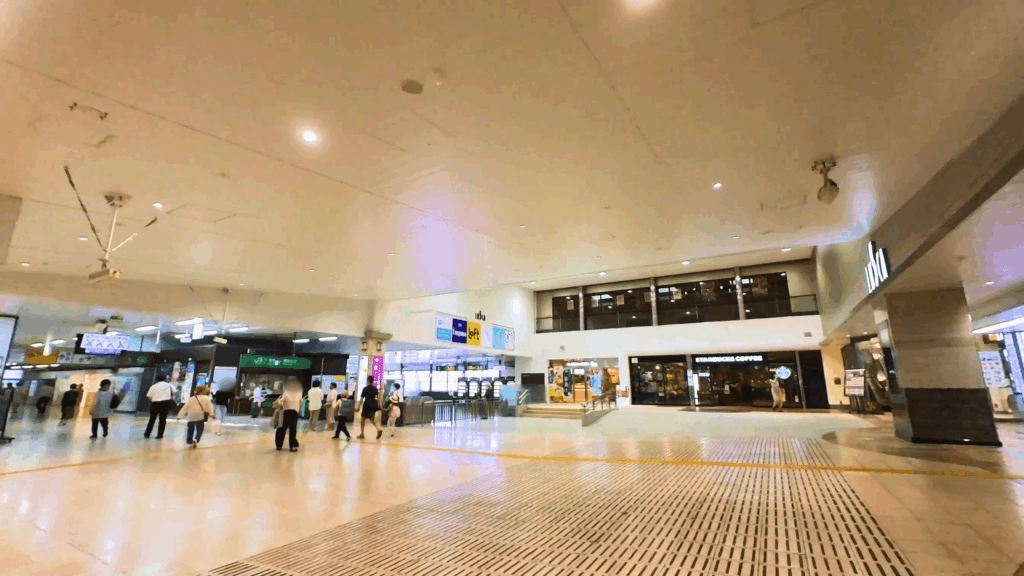 平塚駅改札前