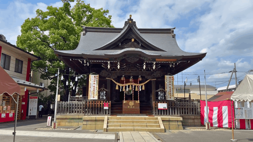 溝口神社の本殿