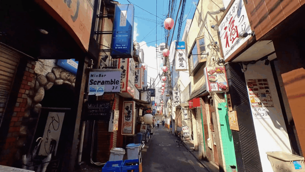 三軒茶屋のすずらん通り
