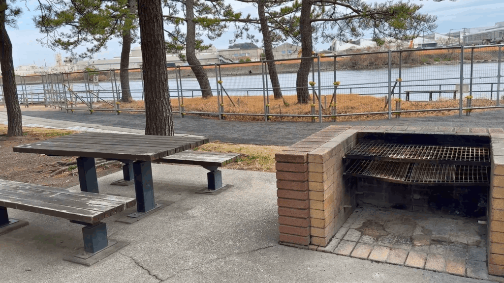 野島公園のバーベキュー設備