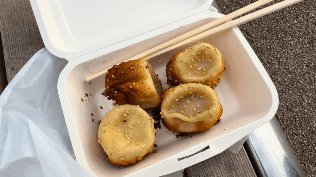 小陽生煎饅頭屋の焼き小籠包