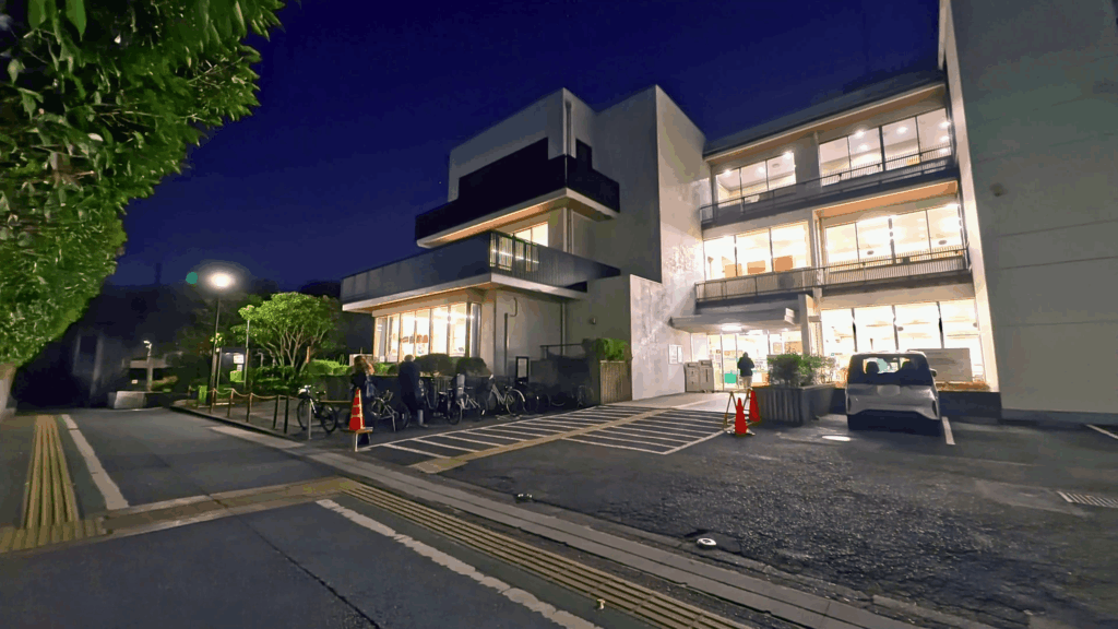 鎌倉市中央図書館