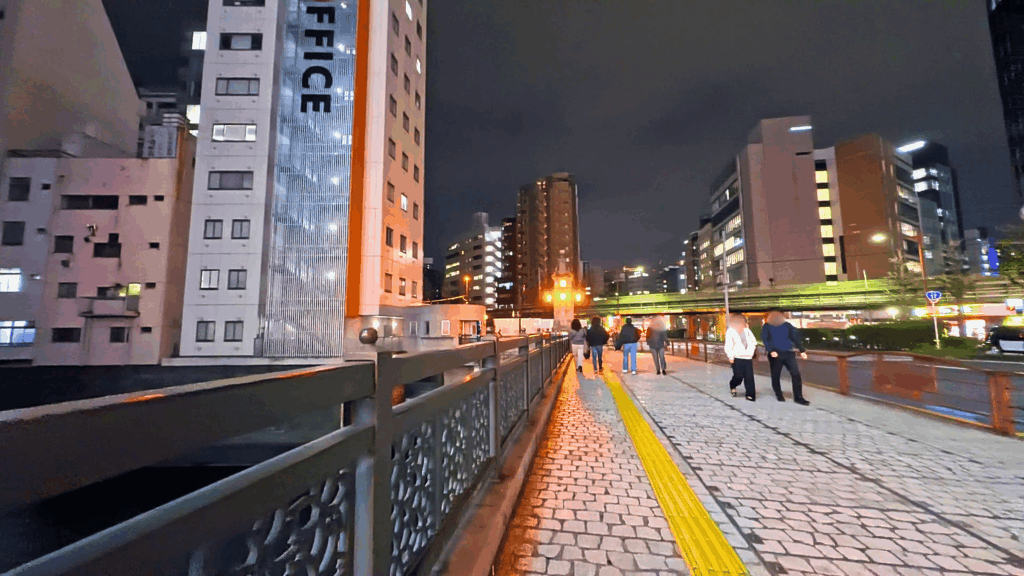 夜の万世橋
