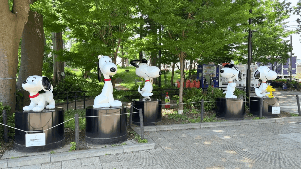 鶴間公園のスヌーピー像