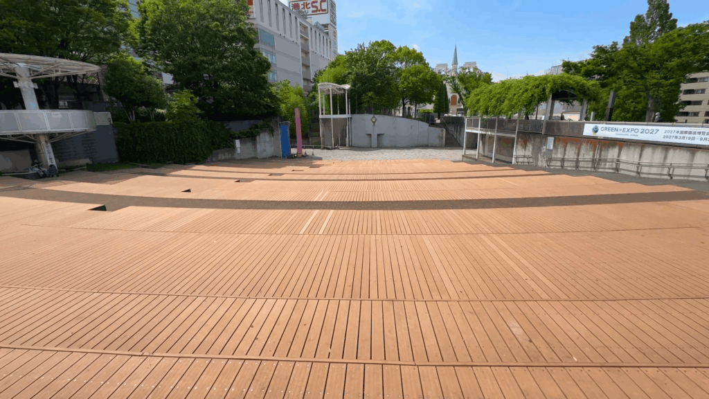 すきっぷ広場