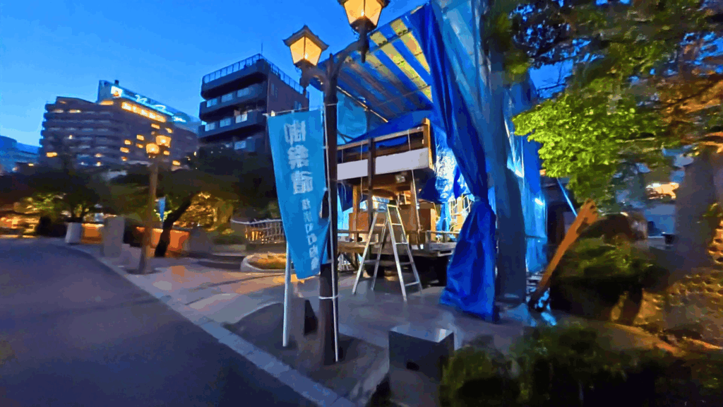 糸川遊歩道でお祭り準備