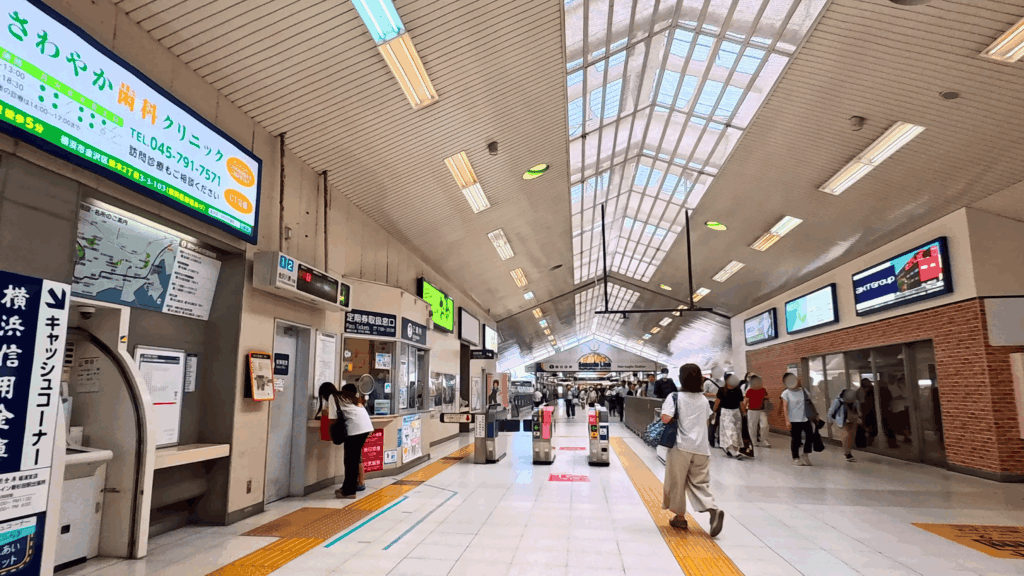 金沢シーサイドライン新杉田駅