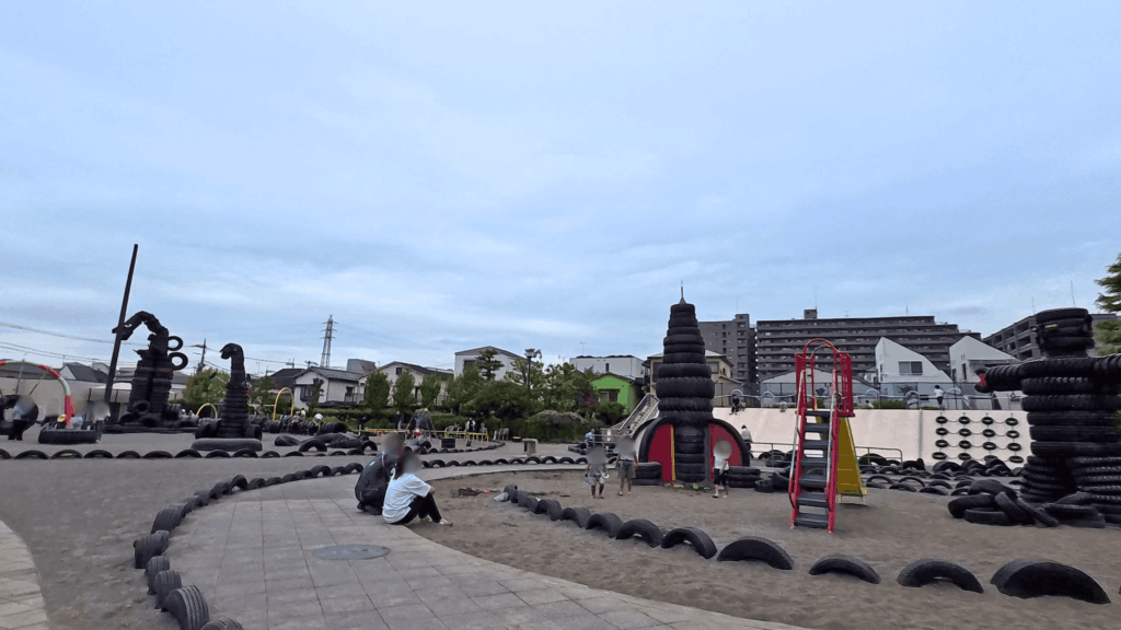 タイヤ公園